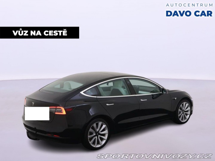 Tesla Model 3 Long Range AWD tažné DPH 2019