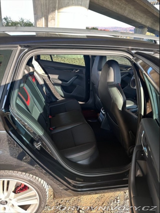 Škoda Octavia RS 2,0   RS, diesel, 135kW 2015