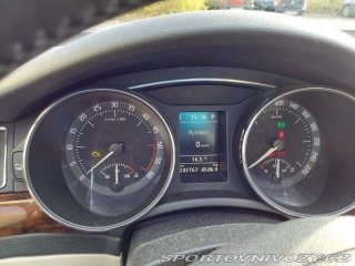 Škoda Superb 2,0   II 1800