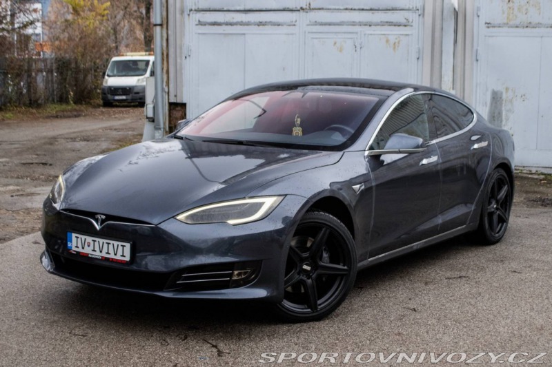 Tesla Model S 90 D, 386kW (2017) / AJ