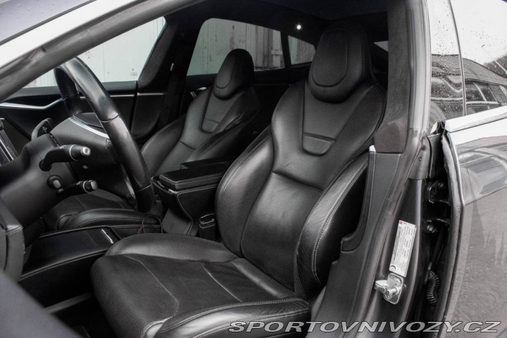 Tesla Model S 90 D, 386kW (2017) / AJ 2017