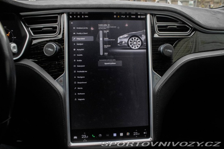 Tesla Model S 90 D, 386kW (2017) / AJ 2017