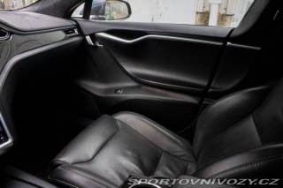 Tesla Model S 90 D, 386kW (2017) / AJ 2017