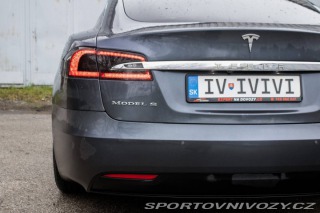 Tesla Model S 90 D, 386kW (2017) / AJ 2017