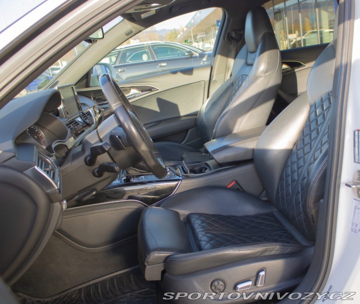 Audi A6 Avant 3.0 TDI DPF 320k q 2015