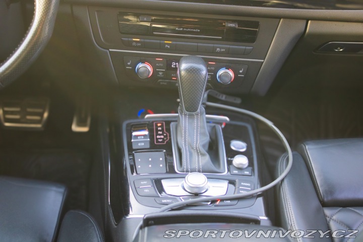 Audi A6 Avant 3.0 TDI DPF 320k q 2015