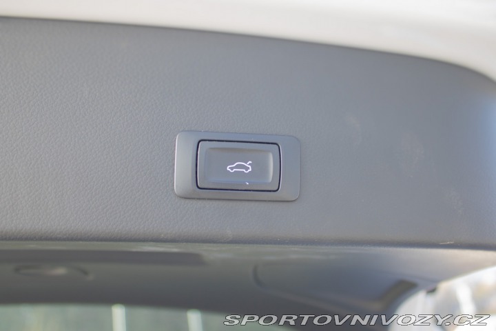 Audi A6 Avant 3.0 TDI DPF 320k q 2015