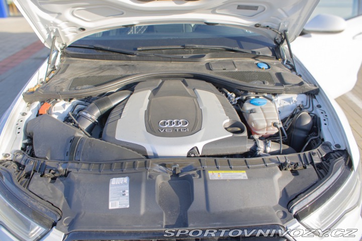 Audi A6 Avant 3.0 TDI DPF 320k q 2015