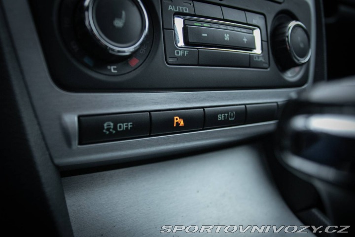 Škoda Octavia RS Combi RS 147kW DSG - AJ 2011