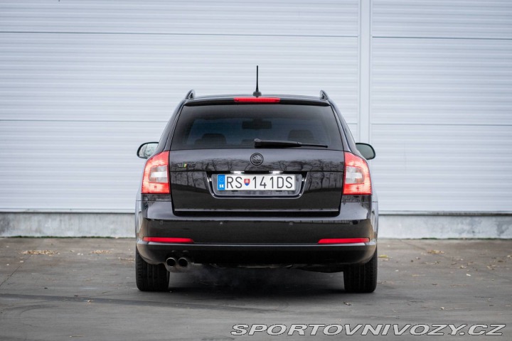 Škoda Octavia RS Combi RS 147kW DSG - AJ 2011