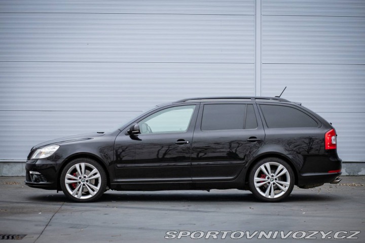 Škoda Octavia RS Combi RS 147kW DSG - AJ 2011