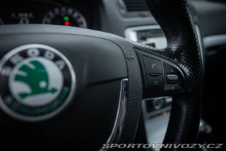 Škoda Octavia RS Combi RS 147kW DSG - AJ 2011