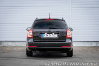 Škoda Octavia RS Combi RS 147kW DSG - AJ 2011