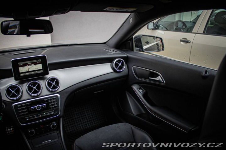 Mercedes-Benz CLA Kupé  220 CDI AMG Packet, 2014