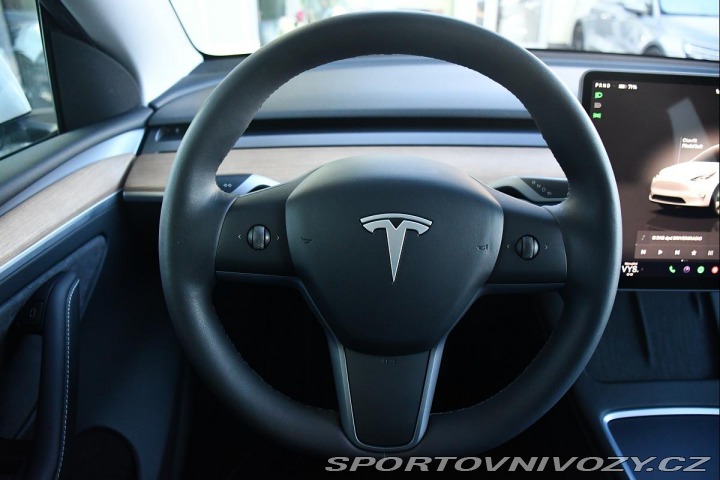 Tesla Model Y RWD PANO 35tis.KM REZERVA 2023