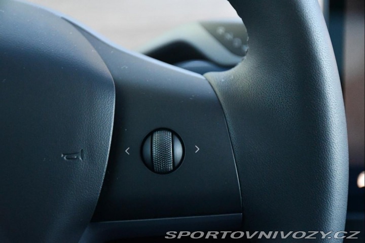 Tesla Model Y RWD PANO 35tis.KM 2023