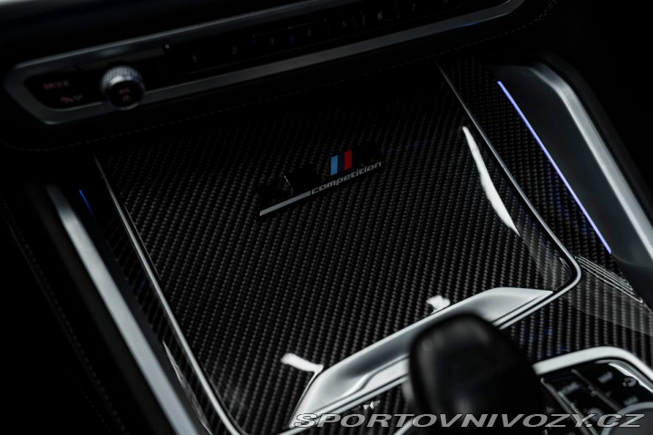 BMW X5 Competition, Bowers&W 1800