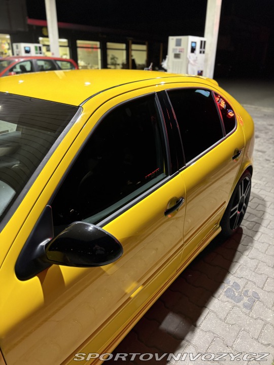 Seat Leon Cupra R 2003