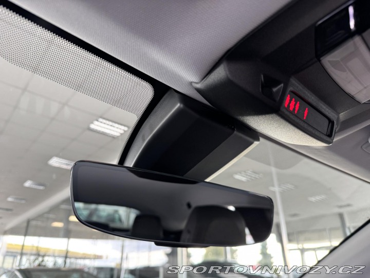 Peugeot 508 Hybrid 225*AT8*REZERVACE! 2022