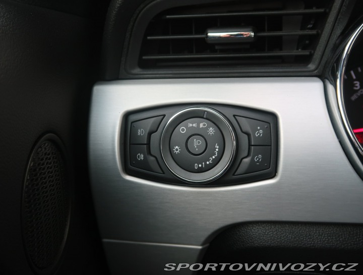 Ford Mustang GT V8 5.0 2016