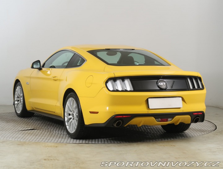 Ford Mustang GT V8 5.0 2016