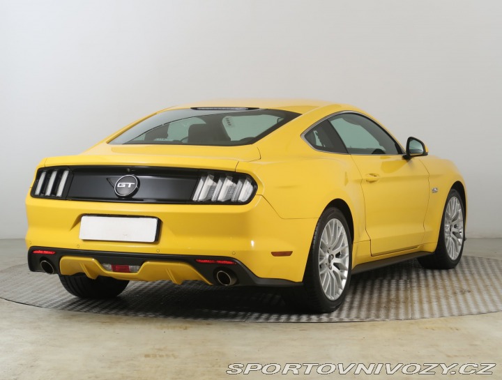 Ford Mustang GT V8 5.0 2016