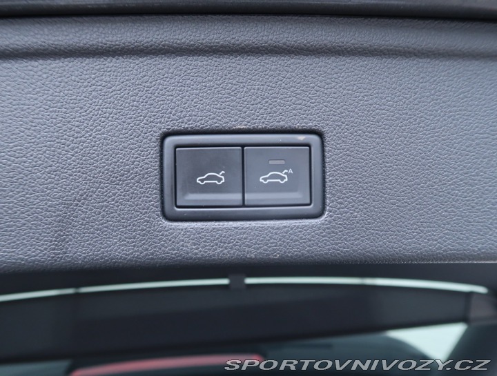 Volkswagen Ostatní modely Touareg R-Line 3.0 TDI 2019