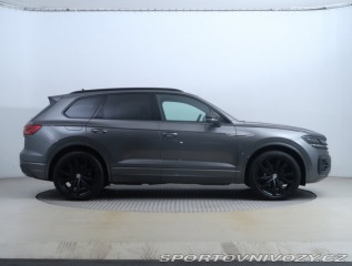Volkswagen Ostatní modely Touareg R-Line 3.0 TDI 2019