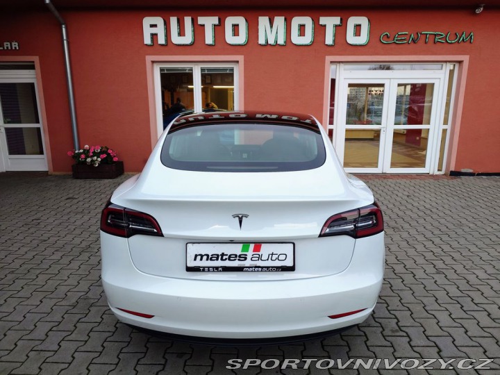 Tesla Model 3 Standard Range Plus 239 k 2021