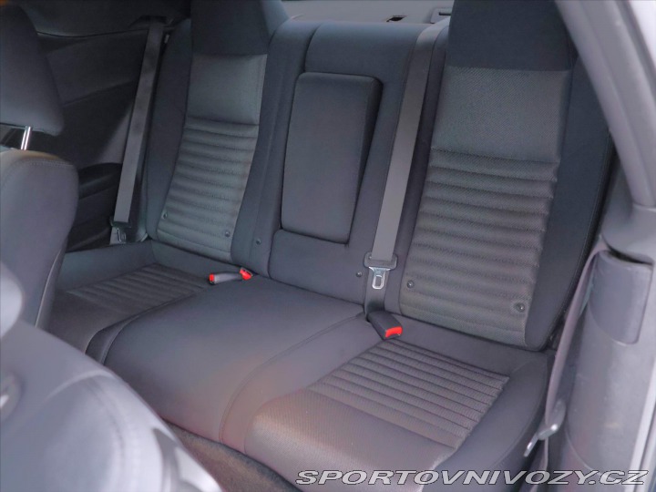 Dodge Challenger 3,6 V6 227kW SXT Aut.klim 2014