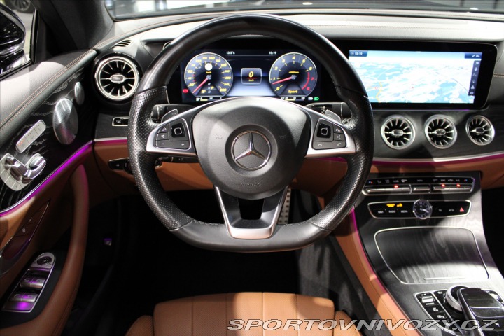 Mercedes-Benz E 400 4MATIC kupé AMG Line 2017