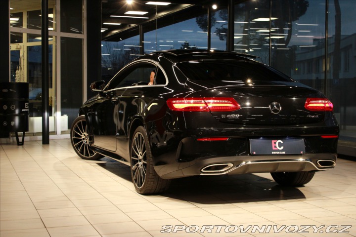 Mercedes-Benz E 400 4MATIC kupé AMG Line 2017