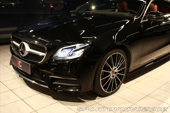 Mercedes-Benz E 400 4MATIC kupé AMG Line 2017