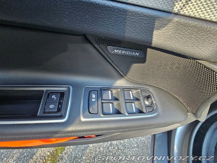 Jaguar XF 2,0   120 kW, výbava Pres 2017