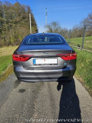 Jaguar XF 2,0   120 kW, výbava Pres 2017