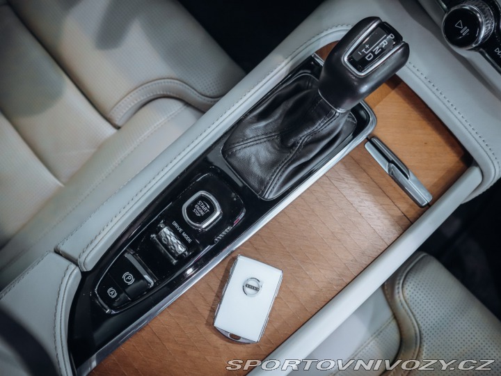 Volvo S90 2.0 D5 AWD Inscription 17 2018