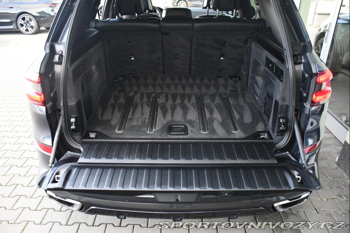 BMW X5 M50d REZERVACE 2019