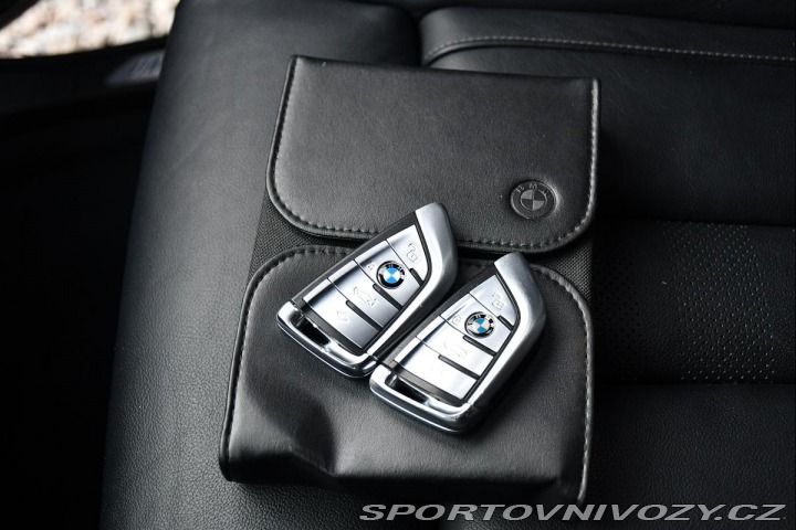 BMW X5 M50d REZERVACE 2019