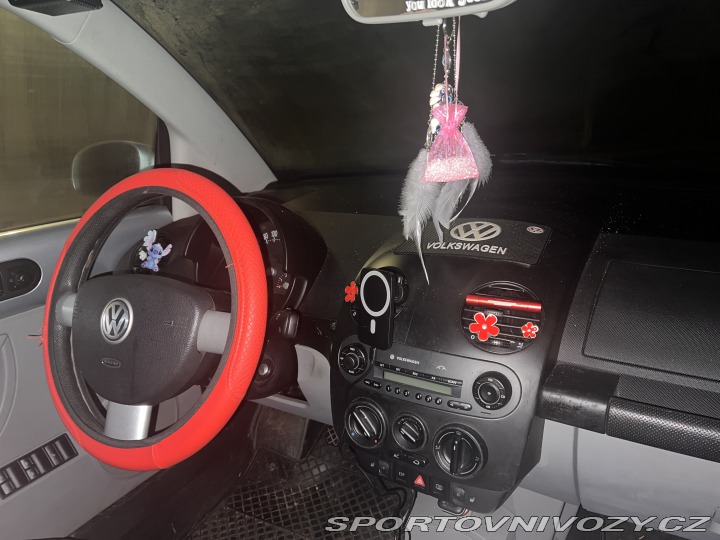 Volkswagen Beetle cabrio 2003