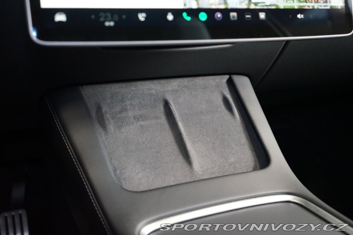 Tesla Model Y DUAL-MOTOR*PERFORMANCE* 2024