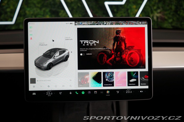 Tesla Model Y DUAL-MOTOR*PERFORMANCE* 2024