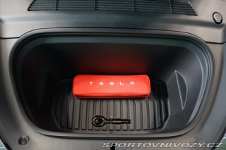 Tesla Model Y DUAL-MOTOR*PERFORMANCE* 2024