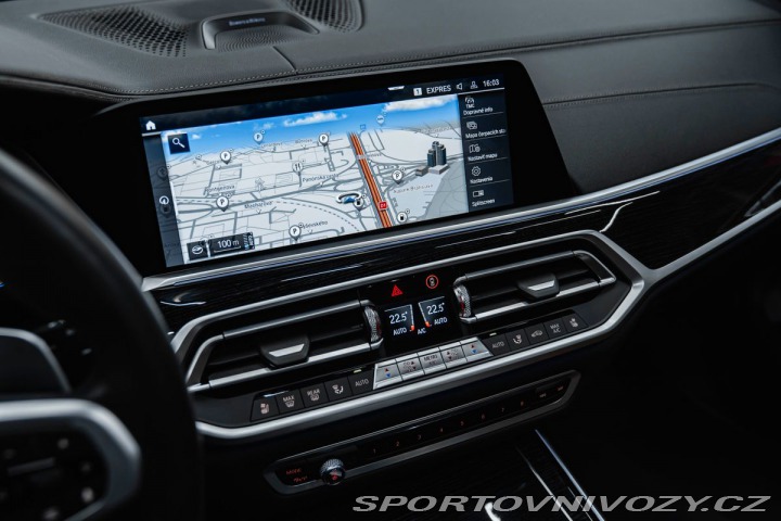 BMW X7 M50i, Bowers&Wilkins, 1800