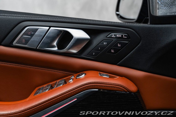 BMW X7 M50i, Bowers&Wilkins, 2020