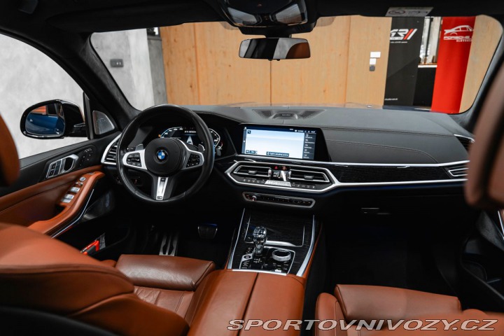 BMW X7 M50i, Bowers&Wilkins, 2020