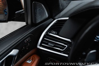 BMW X7 M50i, Bowers&Wilkins, 2020