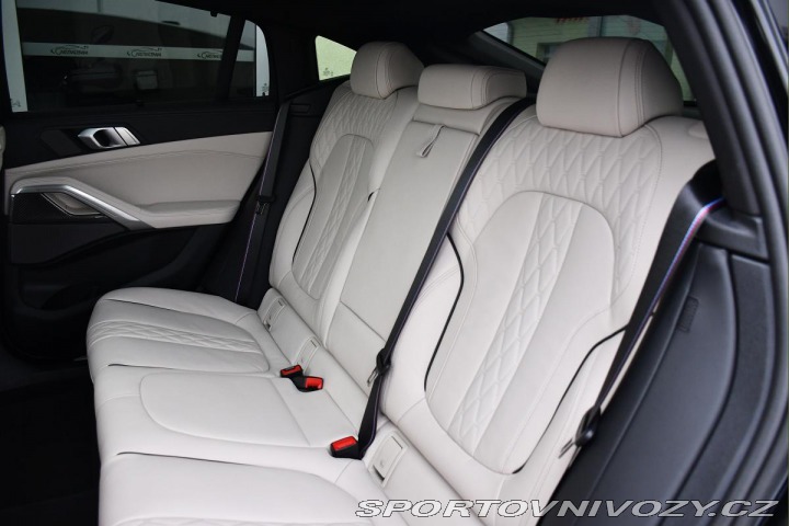 BMW X6 xD40d FL MSPORT HUD REZER 2024
