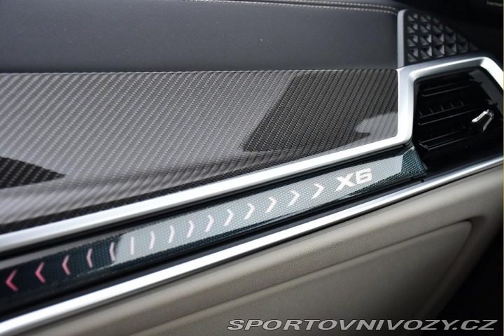 BMW X6 xD40d FL MSPORT HUD K360° 2024