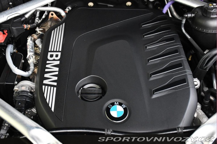 BMW X6 xD40d FL MSPORT HUD REZER 2024