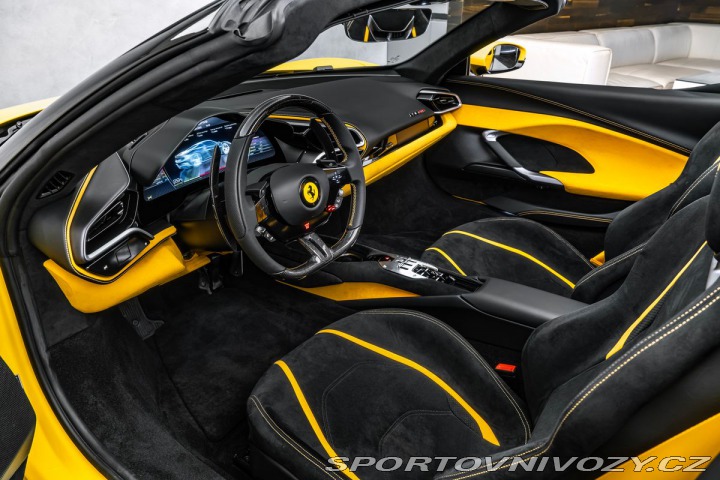 Ferrari 296 GTS Lift, Alcantara, AFS, 1800